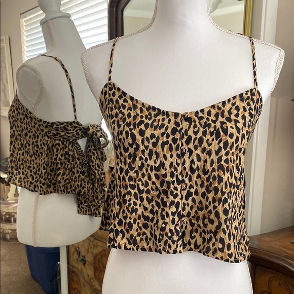 🎉SALE🎉Amuse Society Tan Brown Tie Front Crop Camisole - Picture 1 of 10